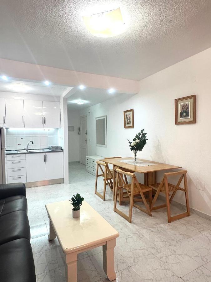 Estudio A 1 Minuto De La Playa Apartment Торевиеха Екстериор снимка